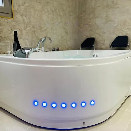 شقة La Athenee - Sauna & Balneo Coeur De - 407 روان