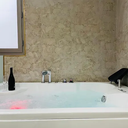 شقة La Athenee - Sauna & Balneo Coeur De - 407 *